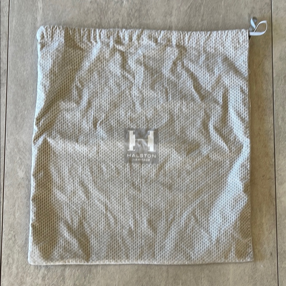 Halston Heritage Gray Dust Bag Drawstring Purse BootsTravel Storage 20" x 19"